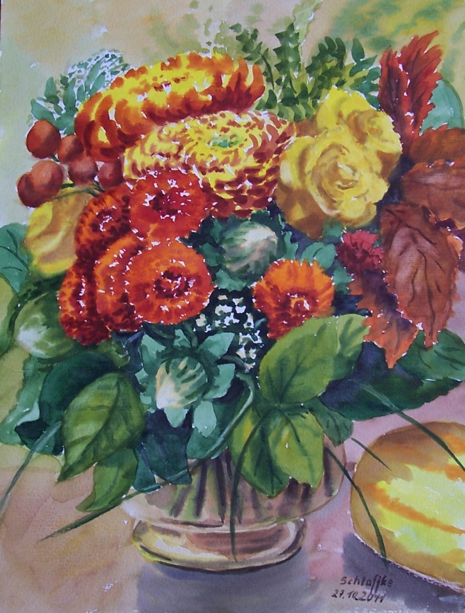Herbstblumen und Laub in einer Glasvase, gemalt mit Aquarellfarben im Jahr 2011